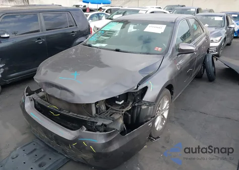 2015 Toyota Camry Se z USA, uszkodzony, nr VIN 4T1BF1FK2FU986702